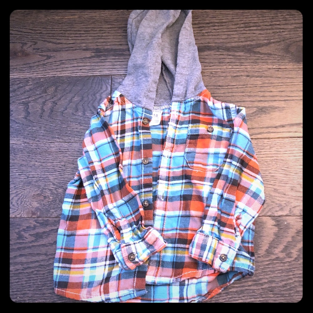 Carter’s baby hooded flannel size 18 months